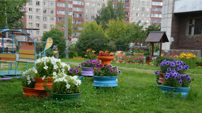 Украшение придомовой территории