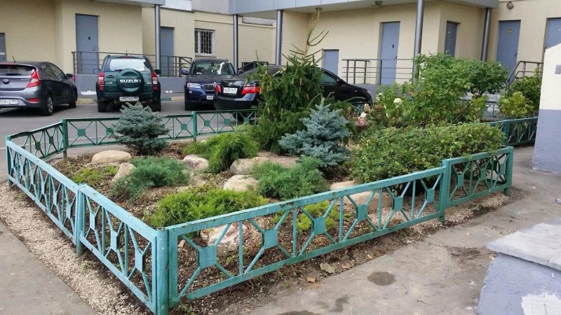 Придомовая территория украсить