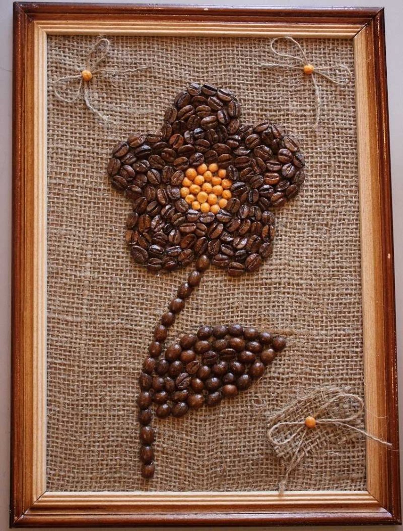 Панно из кофейных зерен