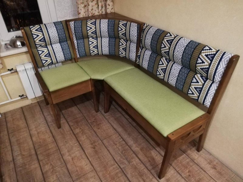 Кухонные угловые диваны