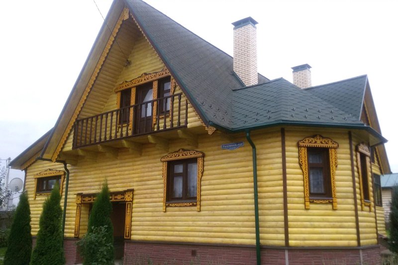 Фронтон деревянного дома