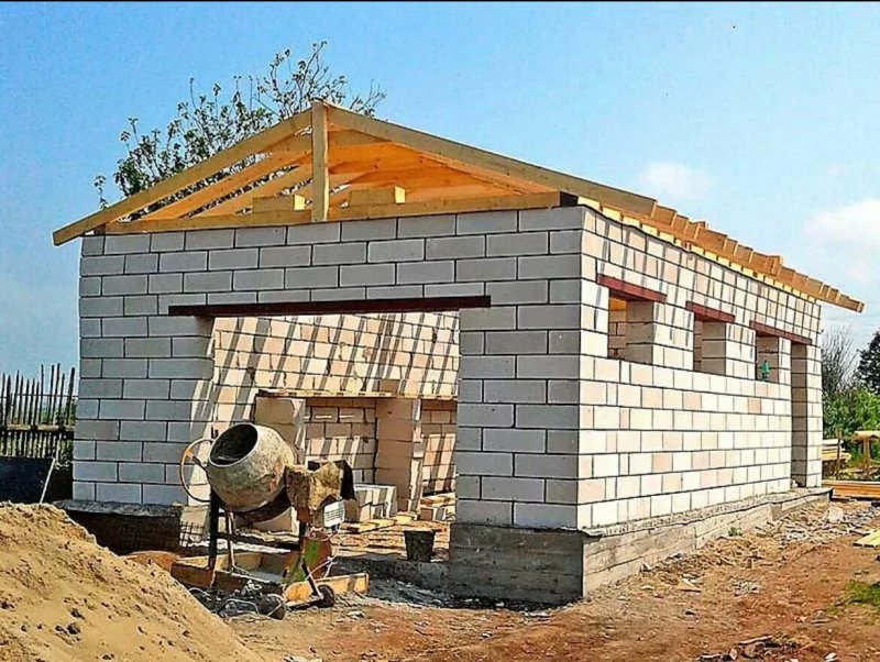 Строительство гаража из пеноблоков