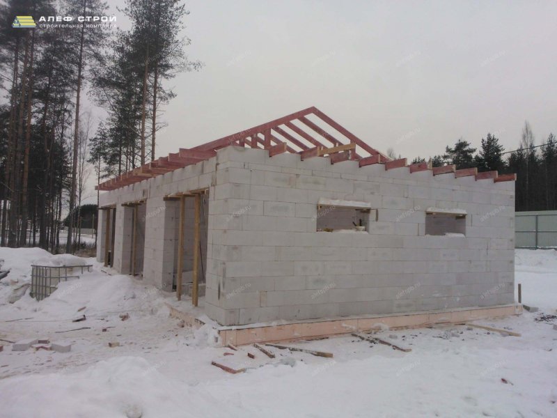 Гараж из газобетона