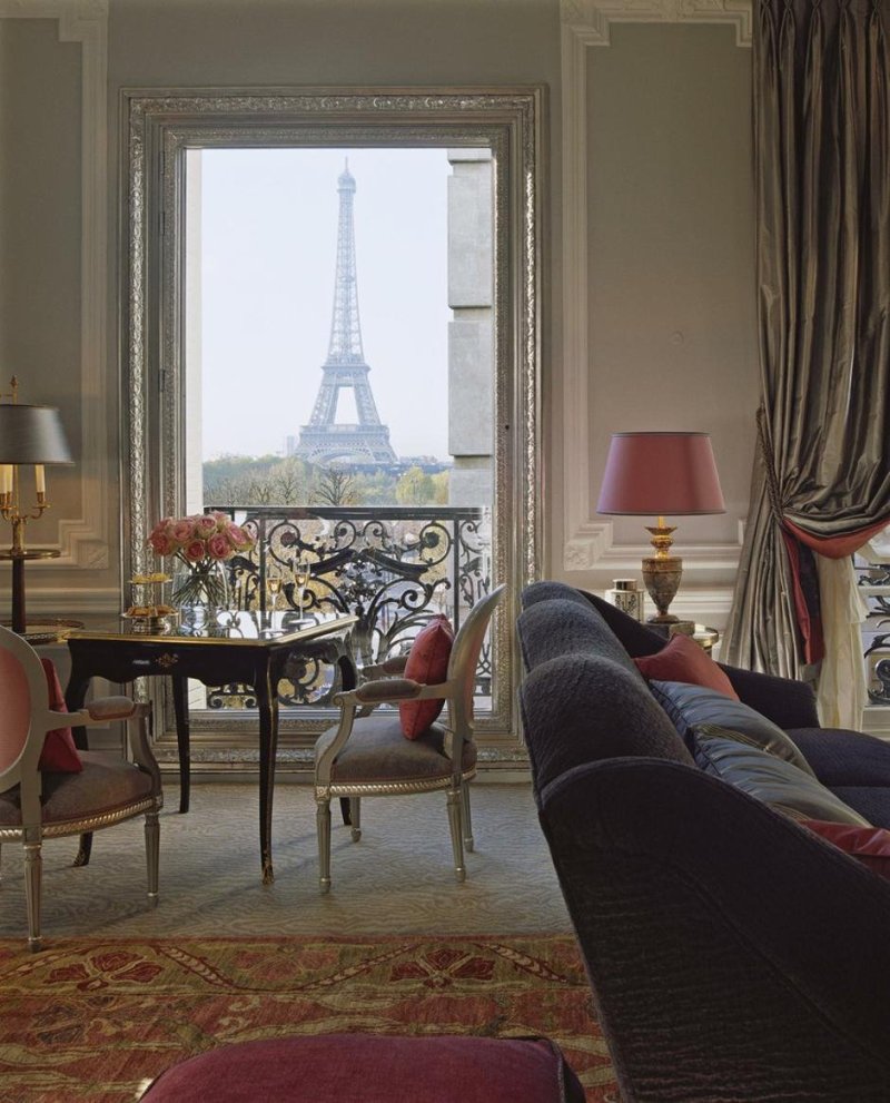 Plaza athenee париж