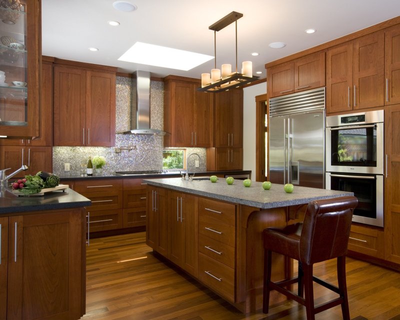 Kitchen wood cabinets