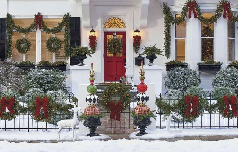 Outdoor christmas decorations