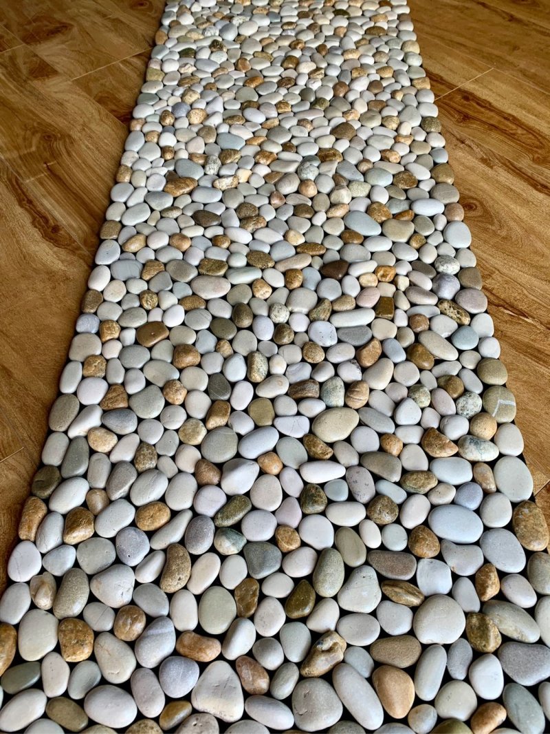 Коврик из камней