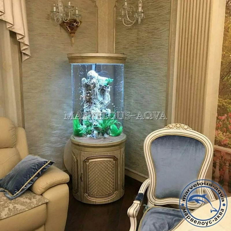 Цилиндрический аквариум