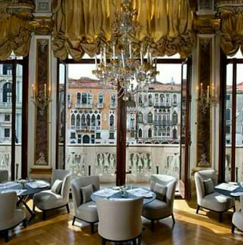 Aman canal grande venice