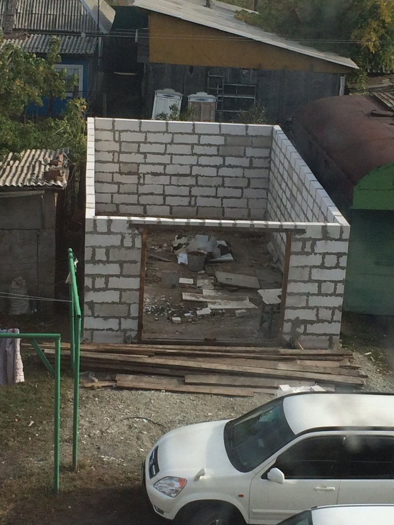 Гараж из пеноблока