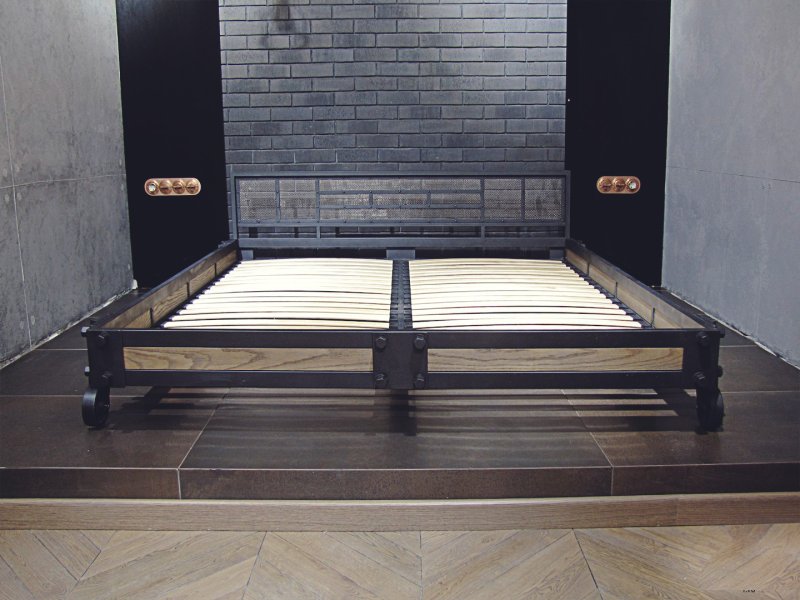 Лофт кровать из металла