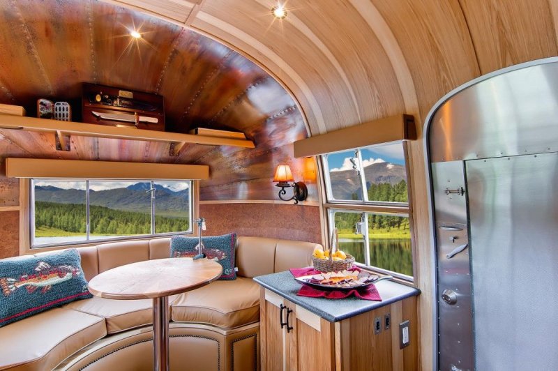 Американский кемпер airstream
