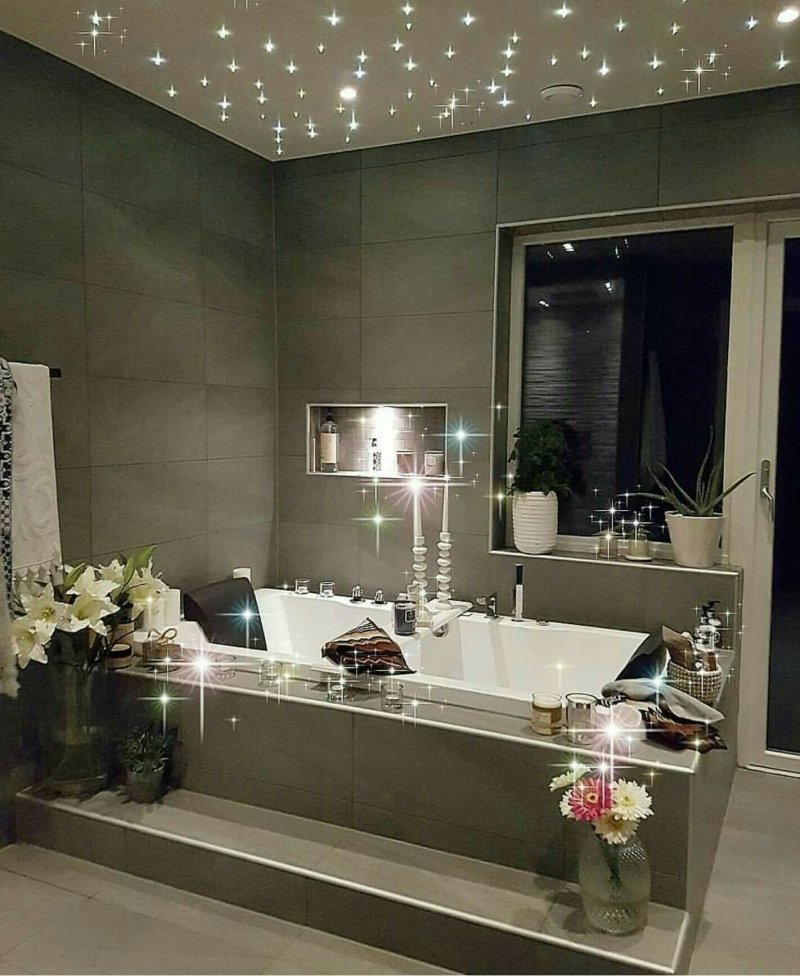 Современное освещение в ванной