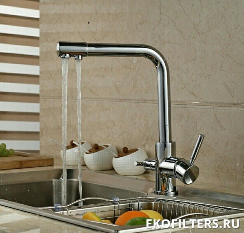 Cмеситель для кухни с фильтром для питьевой воды