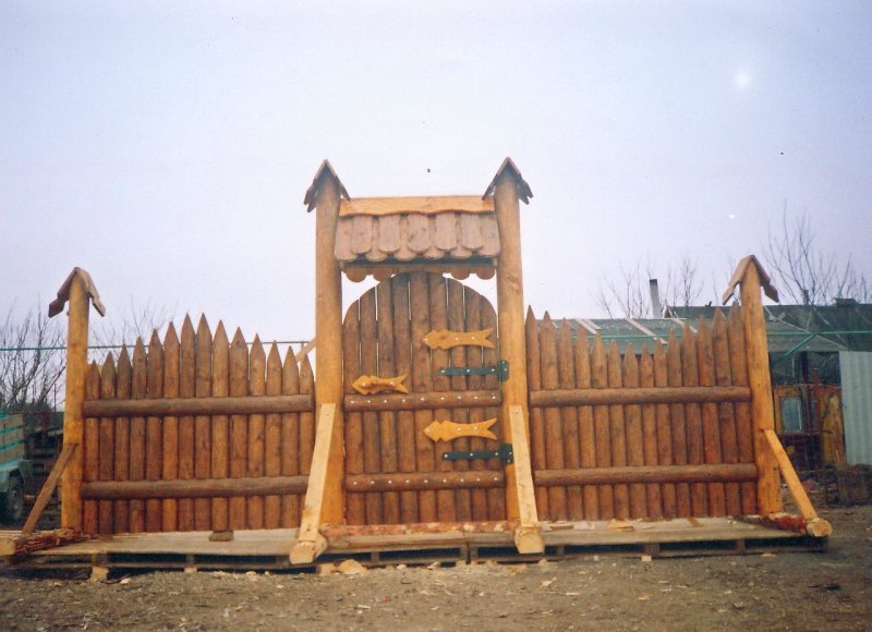 Деревянные забор