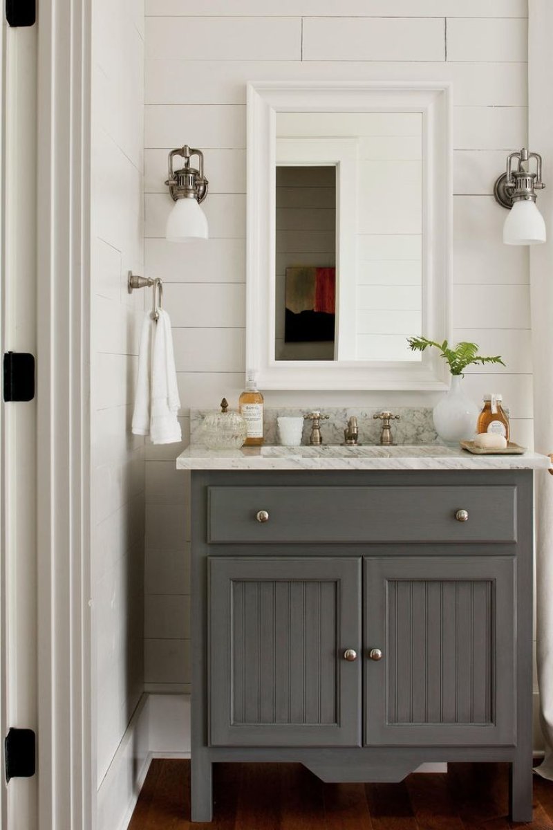 Farmhouse bathroom