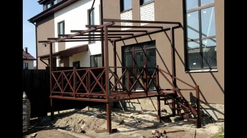 Терраса из металла