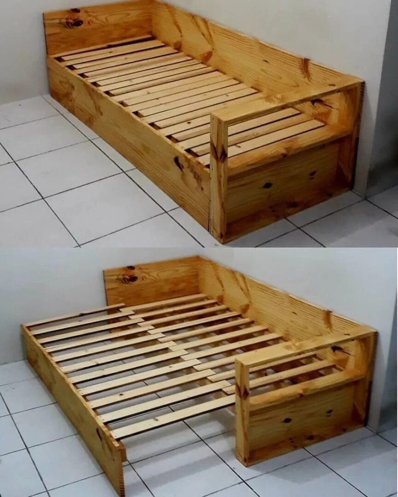 Деревянная кровать