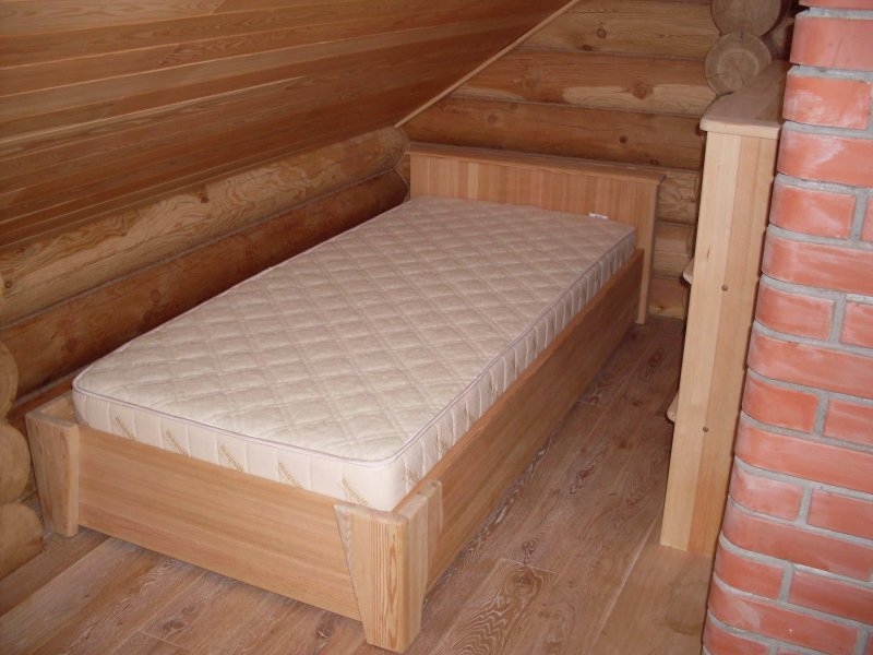 Кровати из бруса