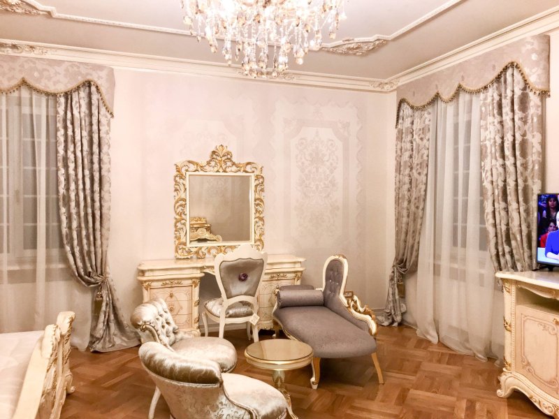 Интерьер спальни классика
