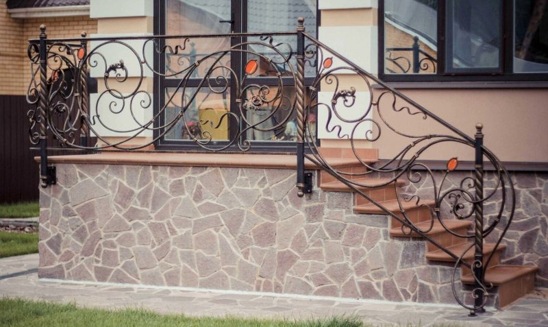 Кованые перила