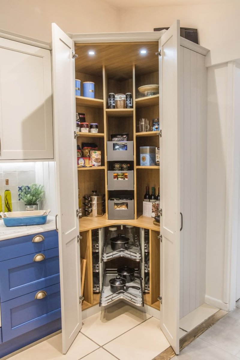 Corner pantry кухонная кладовка