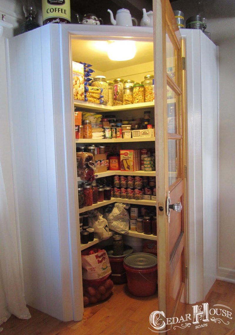 Corner pantry кухонная кладовка