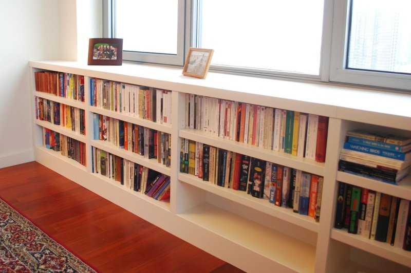 Книжные полки