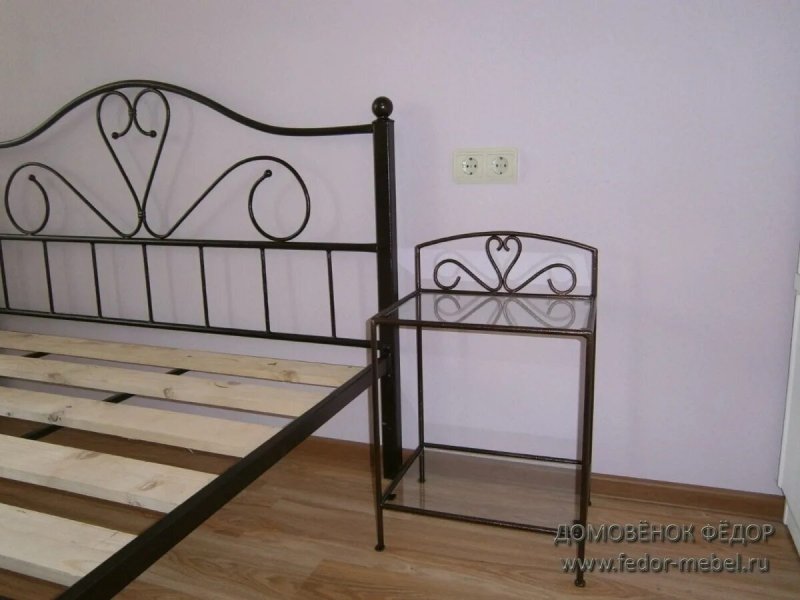 Кованная кровать