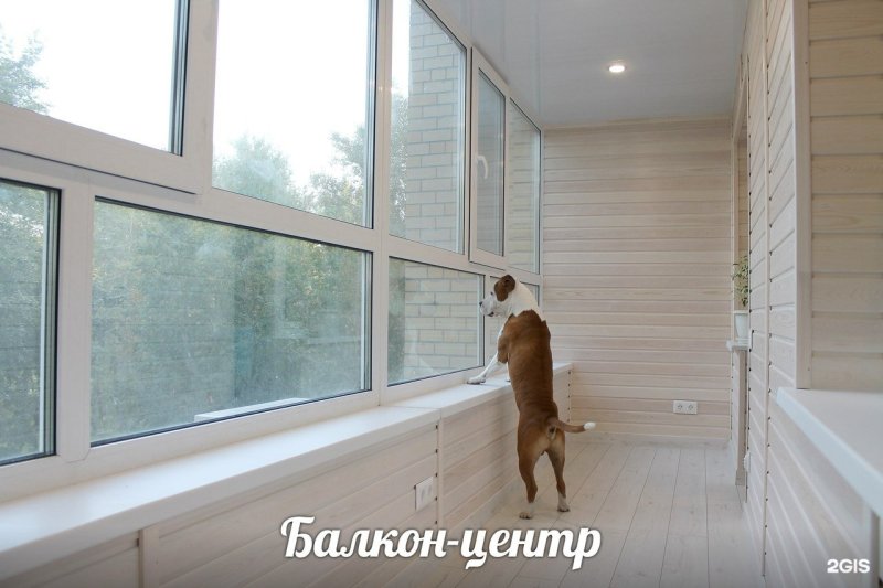 Отделка балкона крашеной вагонкой