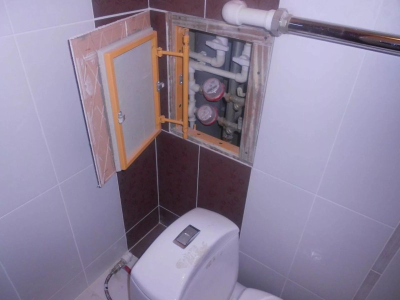 Сантехнический шкаф в туалет