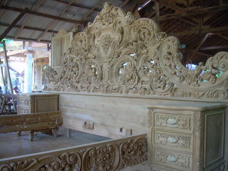 Резная мебель