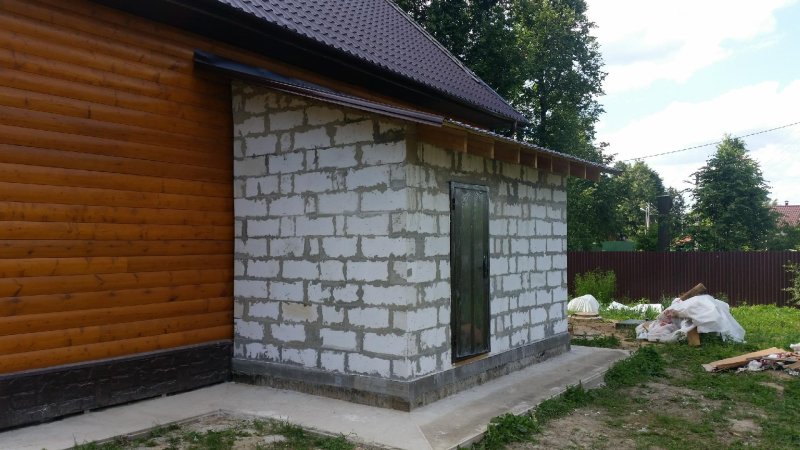 Пристройка к дому из пеноблоков