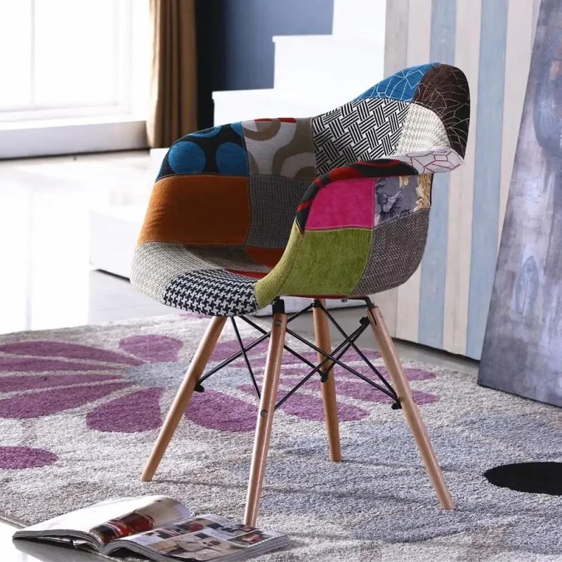 Стул eames dsw в тканевой обивке в стиле пэчворк