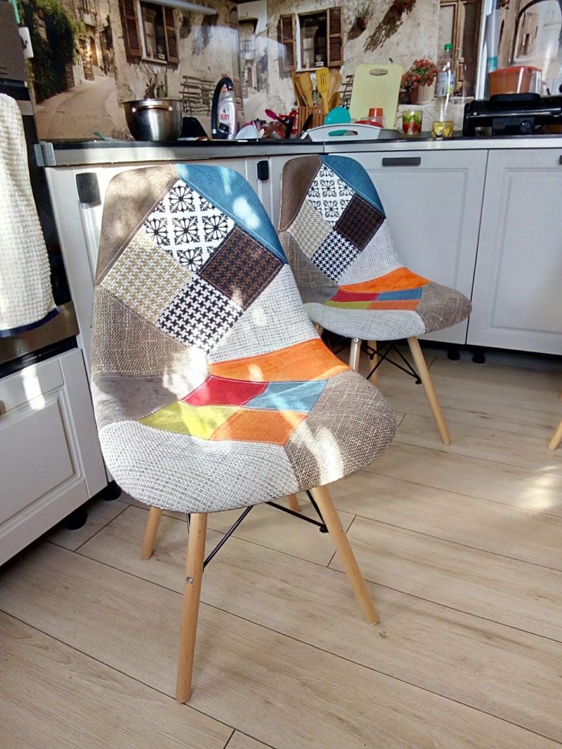 Стул eames dsw в тканевой обивке в стиле пэчворк