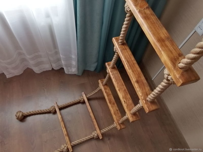 Канатная лестница