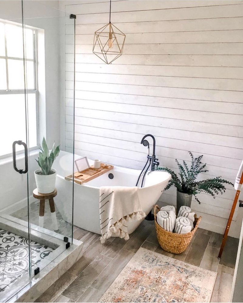 Farmhouse bathroom
