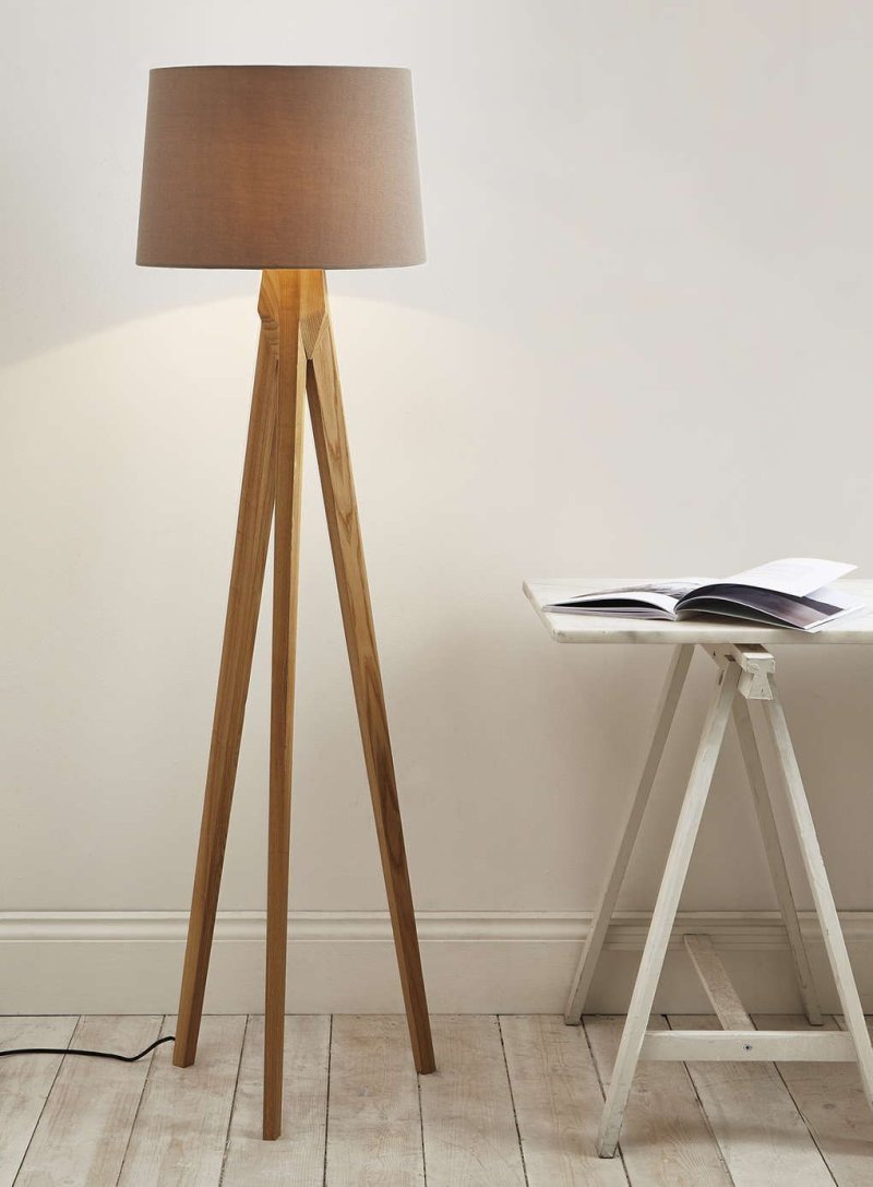 Торшер tripod floor lamp