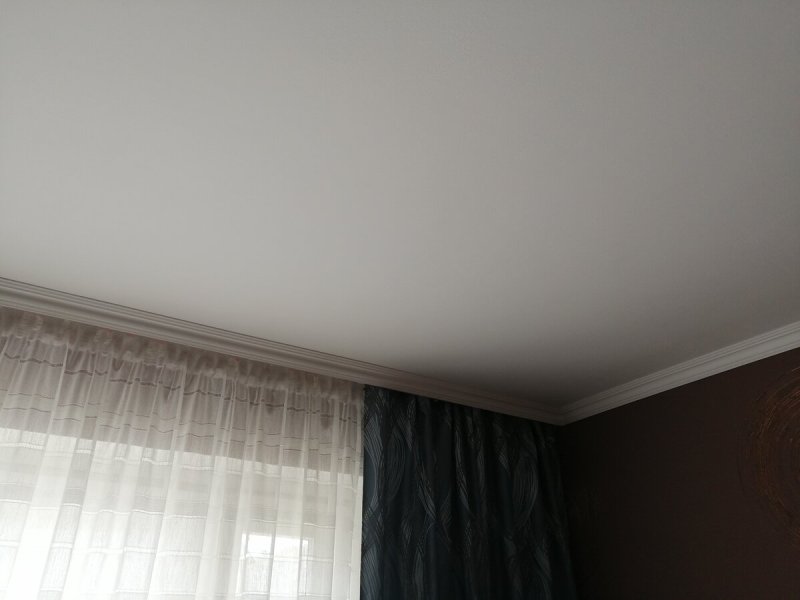 Потолочные карнизы
