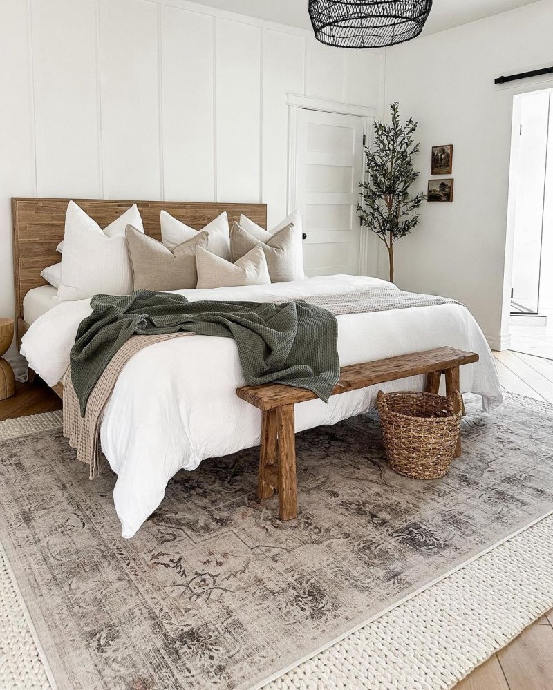 Farmhouse bedroom