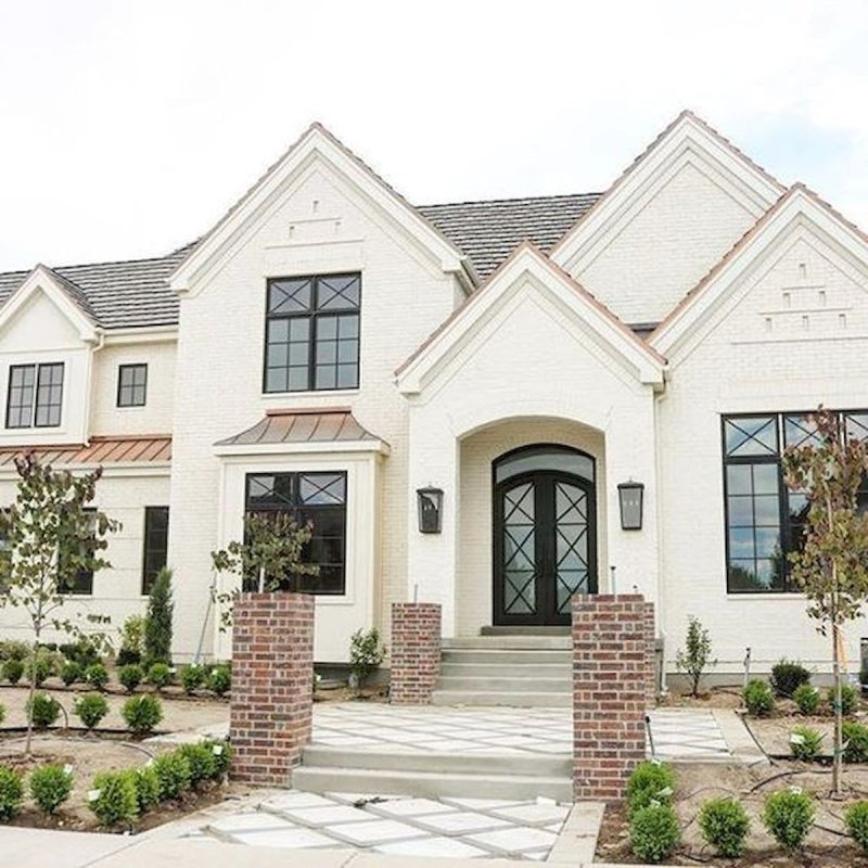 Modern farmhouse exterior кирпич