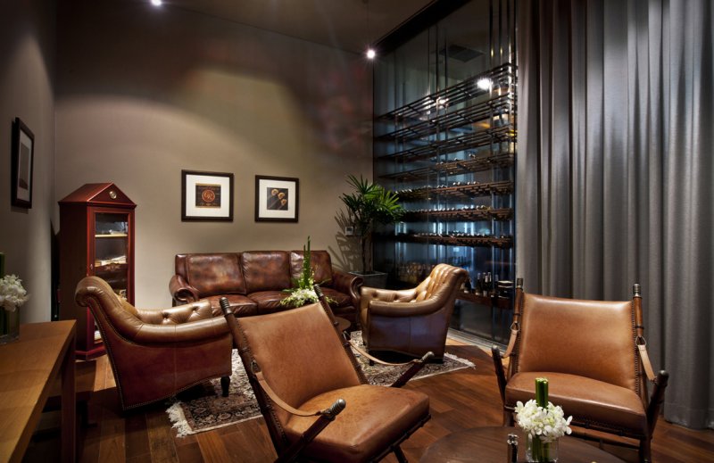 Romanov cigar lounge