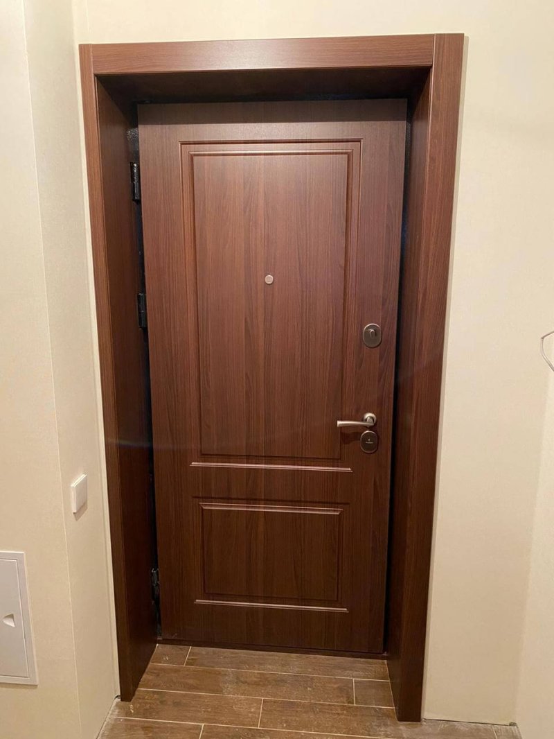 Откос входной двери