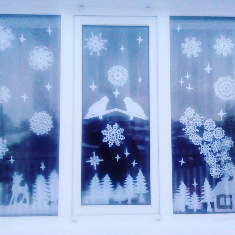 Новогоднее украшение на окно