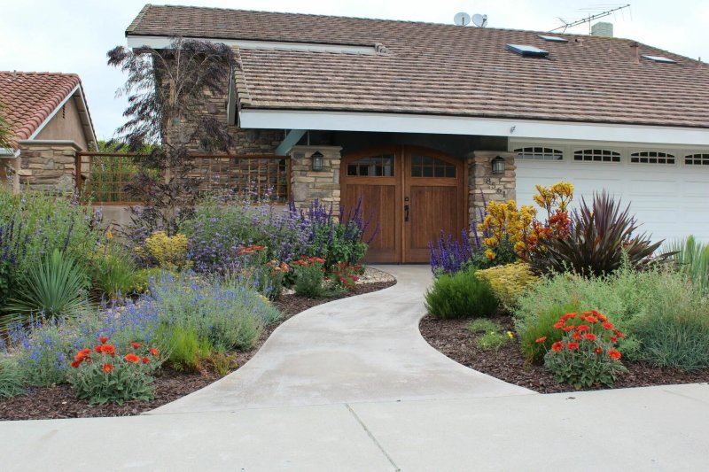 Front yard landscaping ideas
