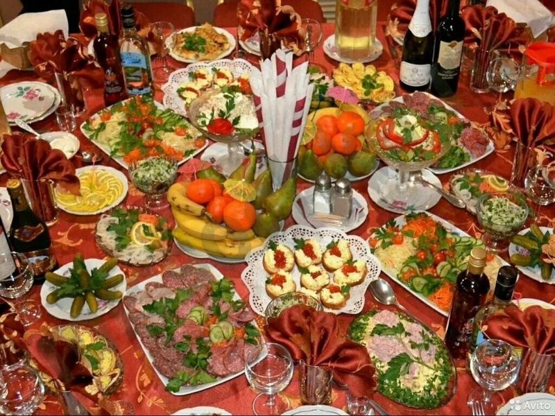 Праздничные столы