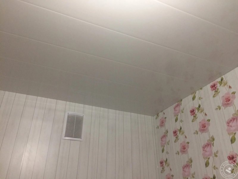 Потолок из пвх панелей