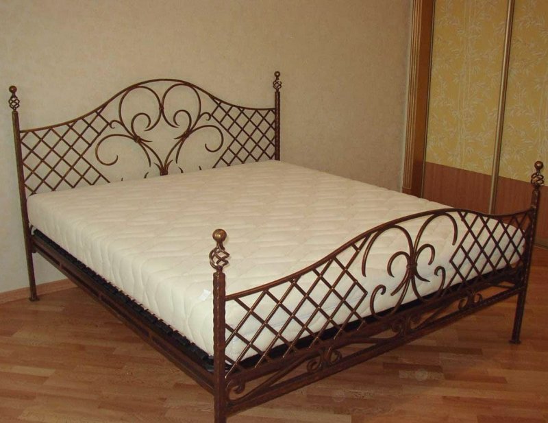 Кованые кровати двухспалки