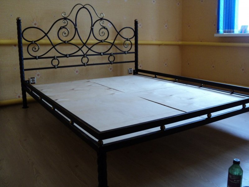 Кровать своими руками из металла