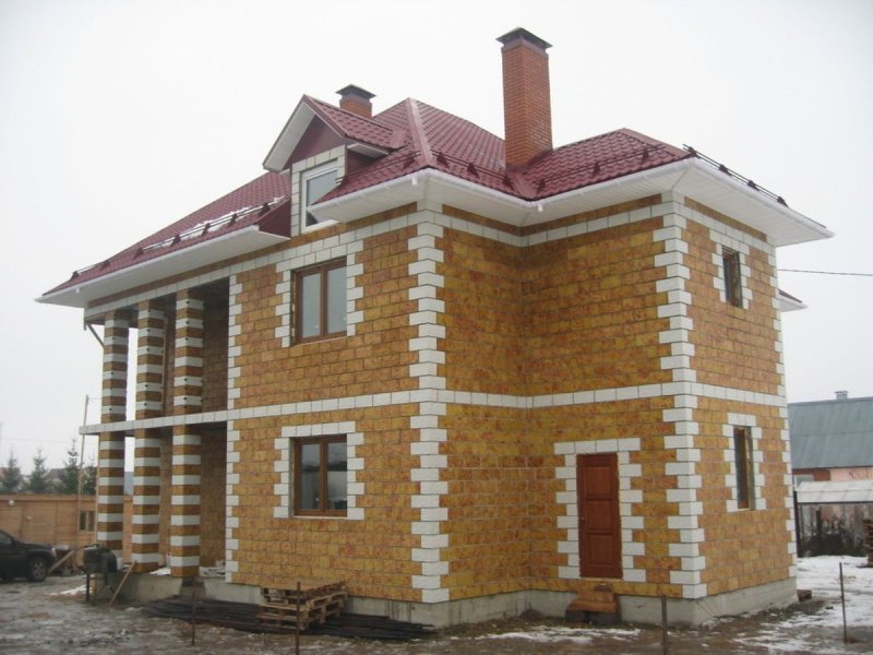 Кладка дома из теплоблока